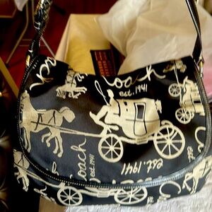 Coach Messenger Horse And Carriage